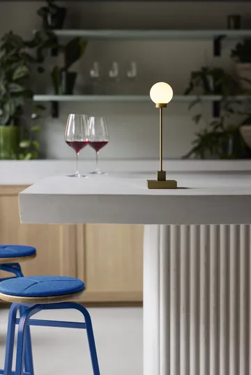 Snowball portabel bordslampa 33 cm - Mässing - Northern