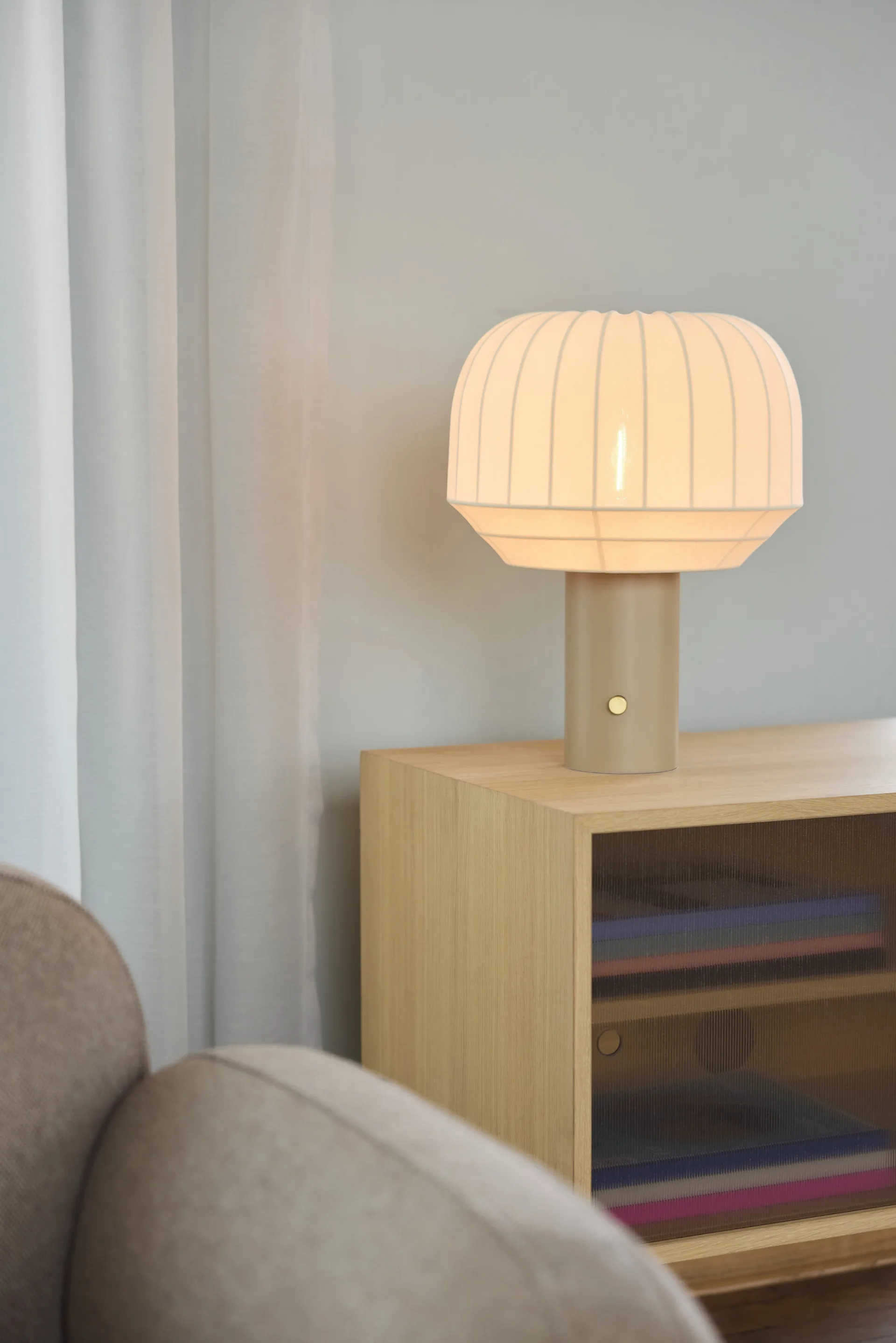 Tradition table lamp 39 cm, White Northern