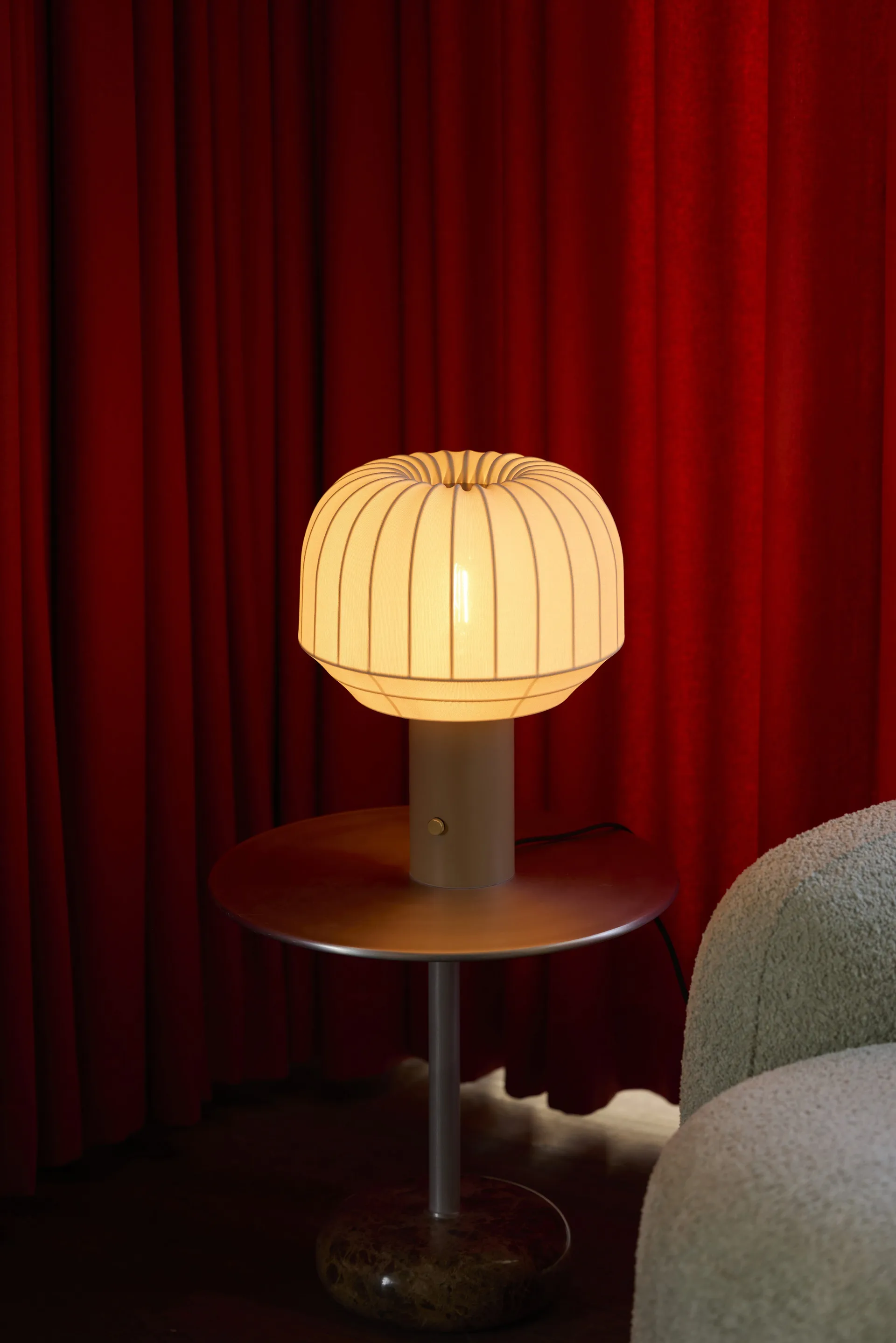 Tradition Tischleuchte 39 cm, White Northern