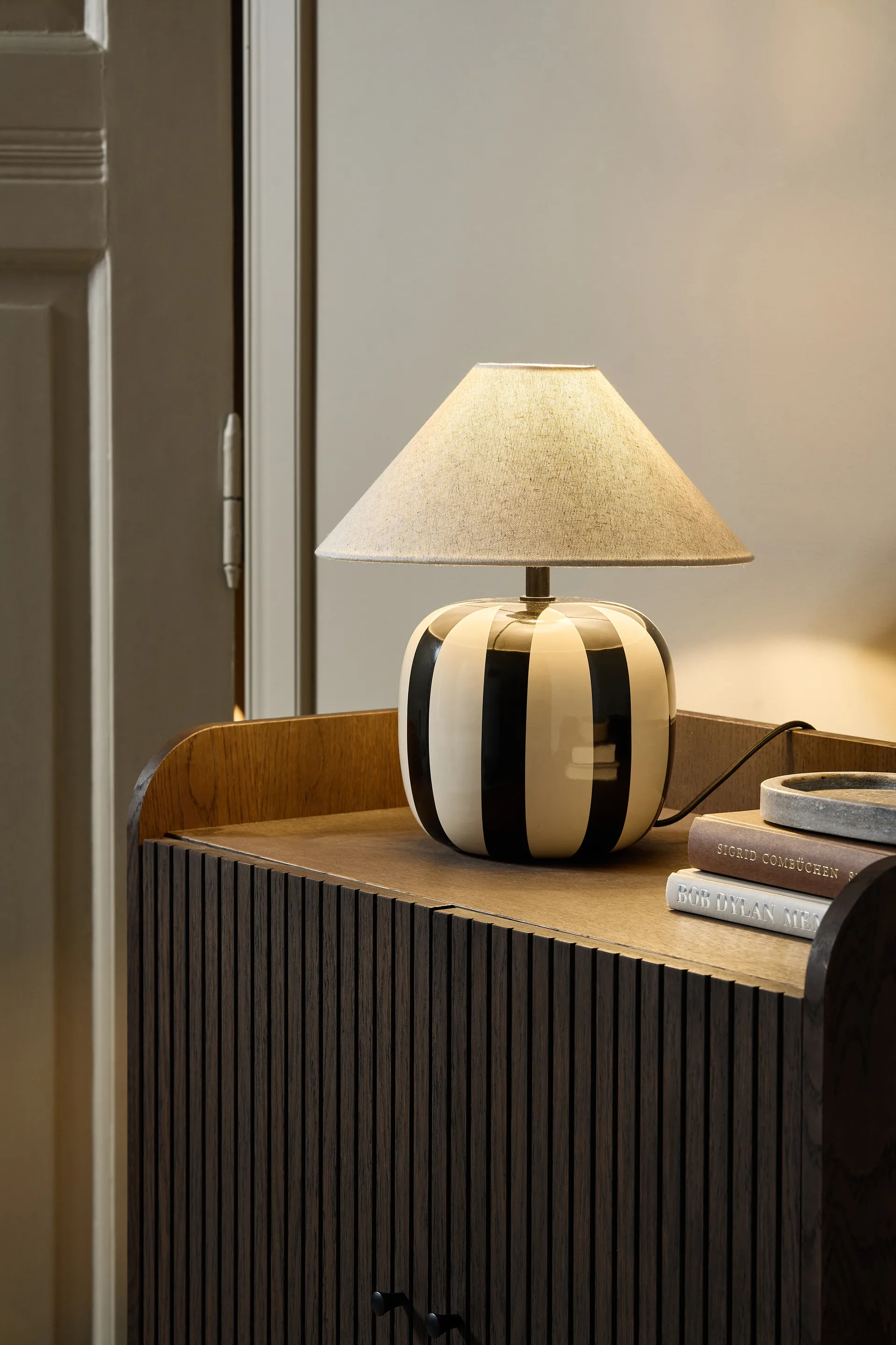 Alvar bordslampa 31 cm, Svart Scandi Living