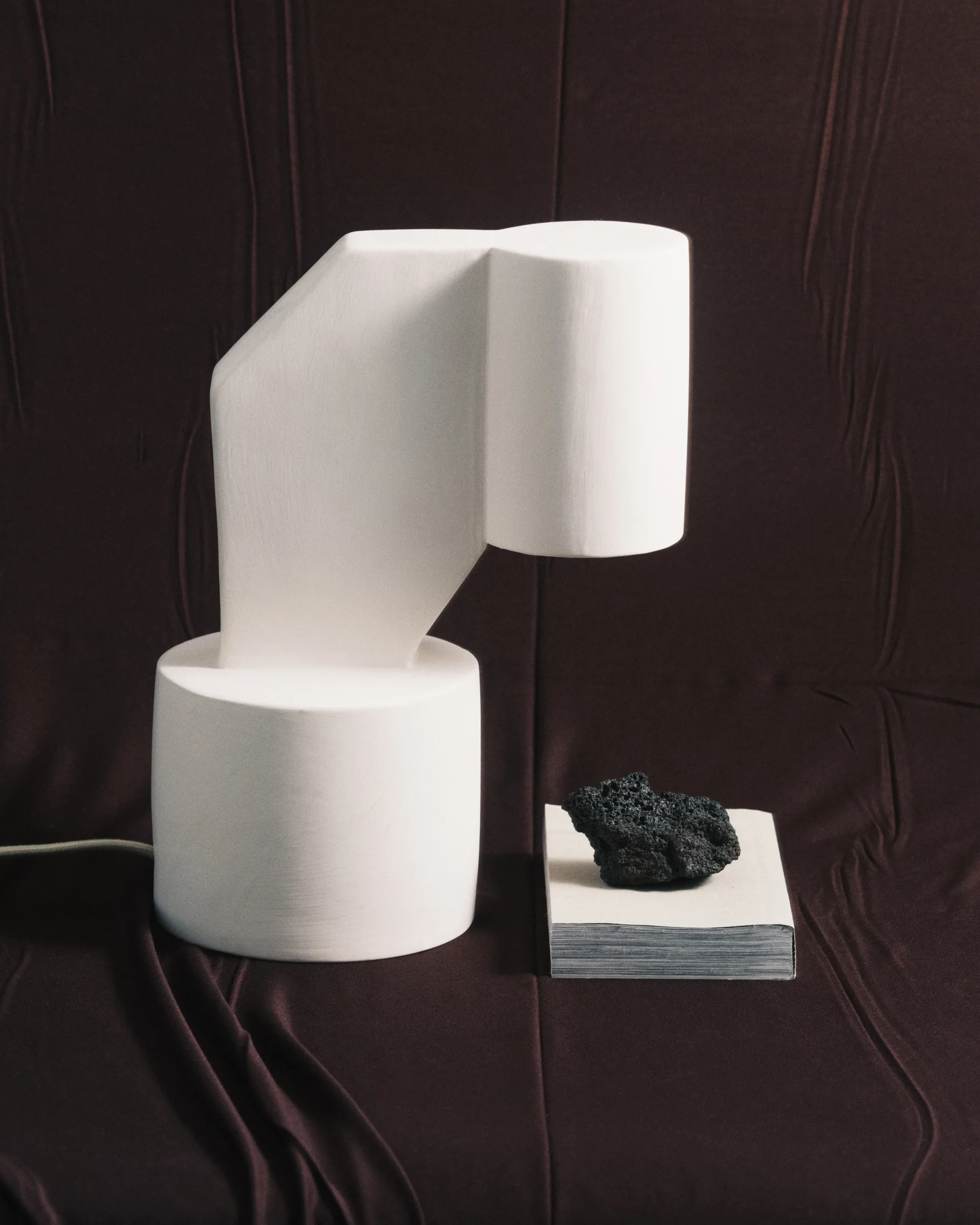 Nash Tischlampe, Beige Serax