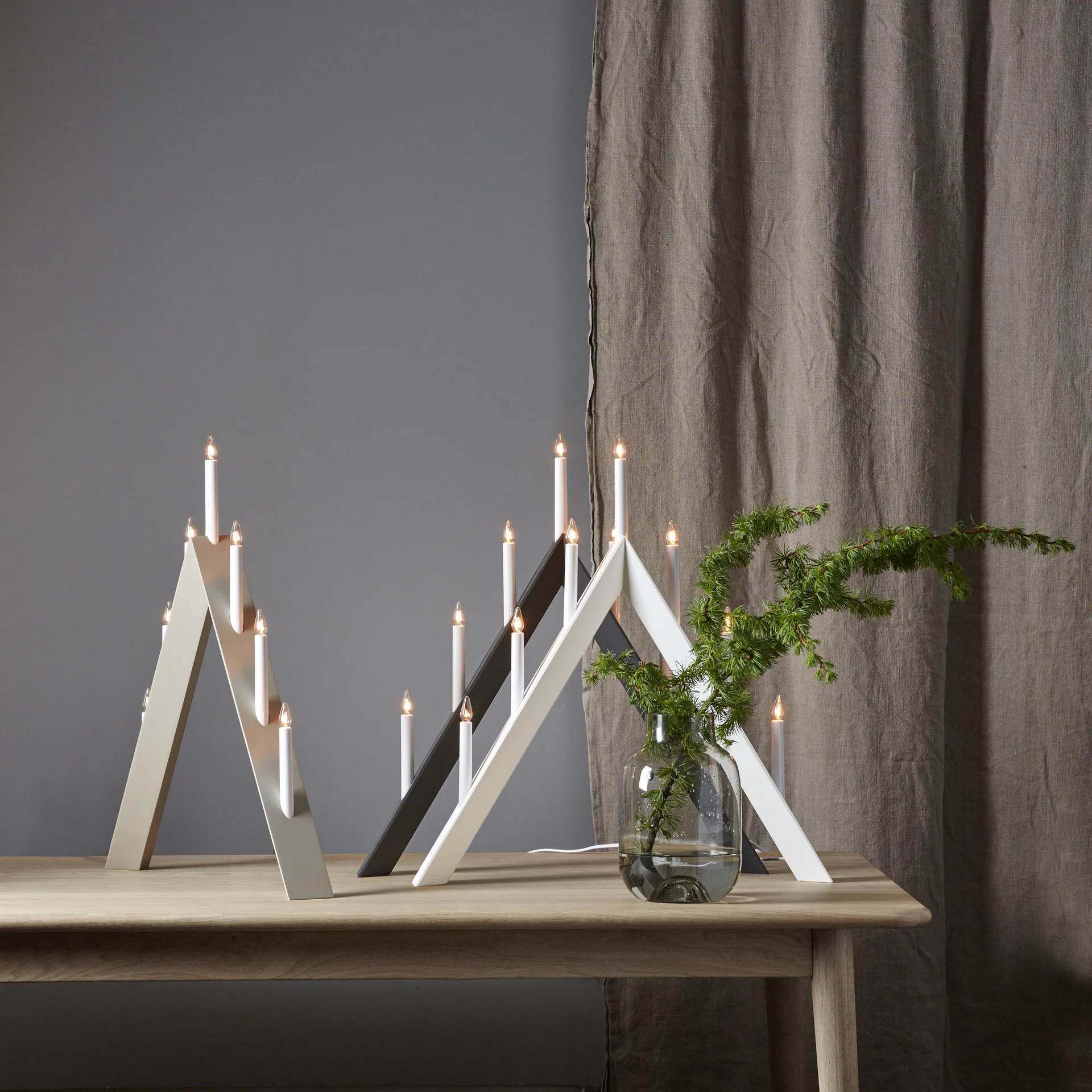 Arrow advent candle holder 64,5 cm 2-pack - White Star Trading