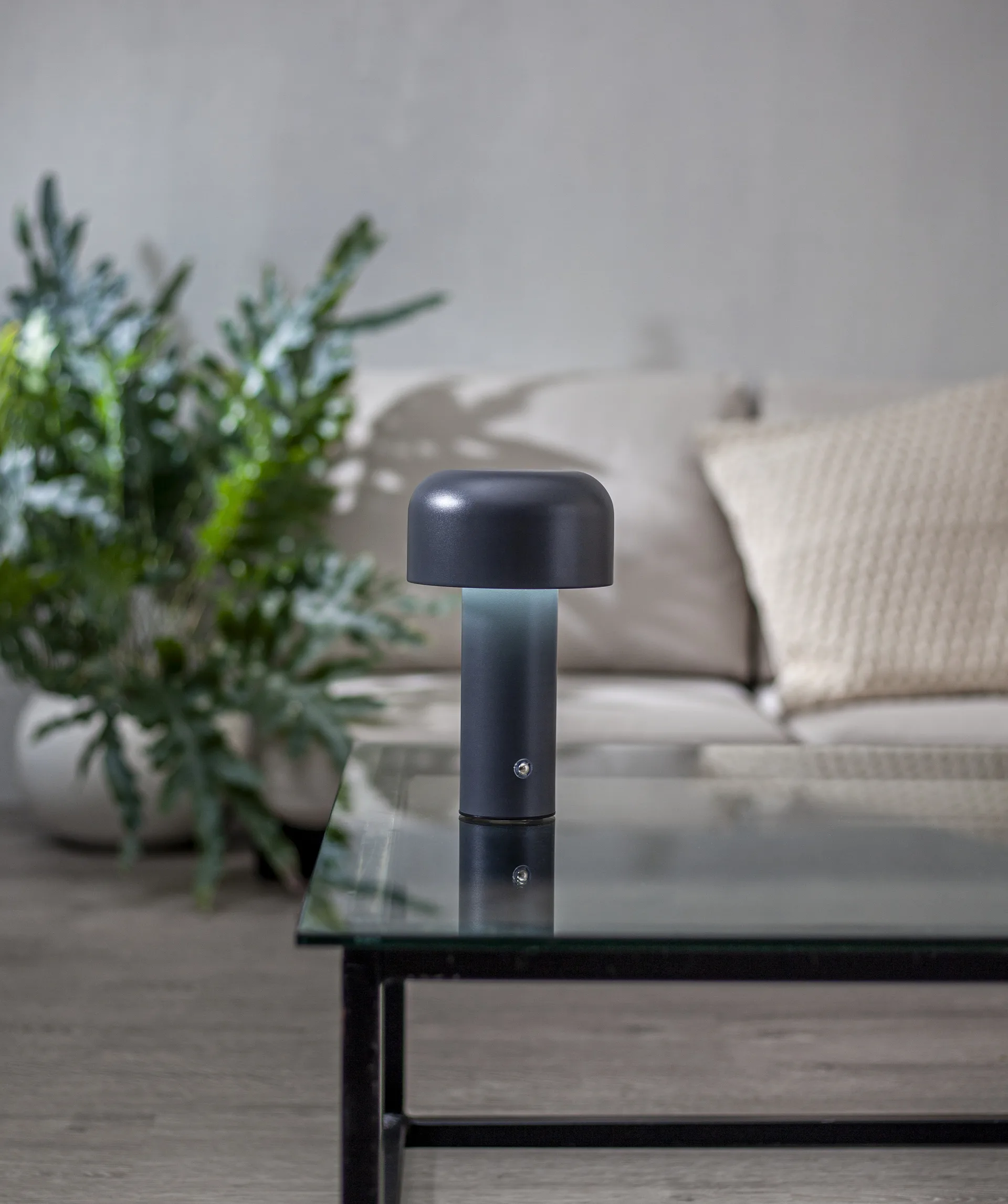 Bobby portable table lamp, Grey Star Trading