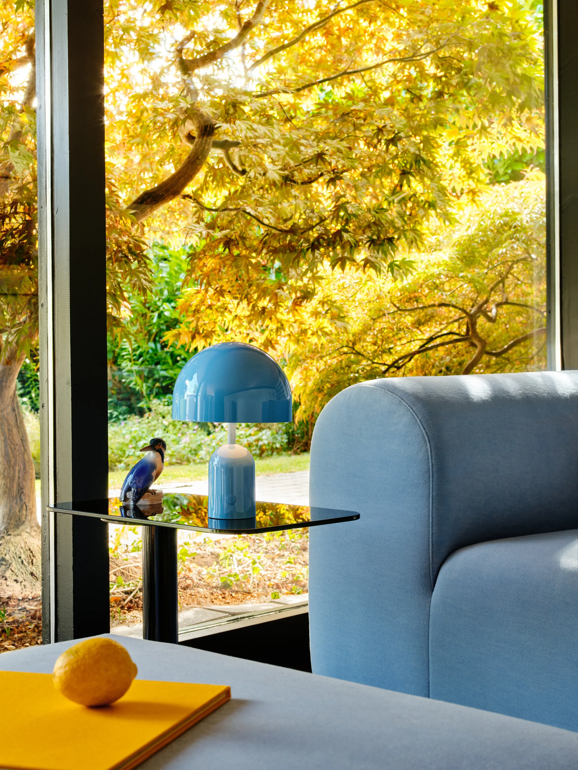 Bell Portable LED Tischleuchte 28cm, Baby Blue Tom Dixon