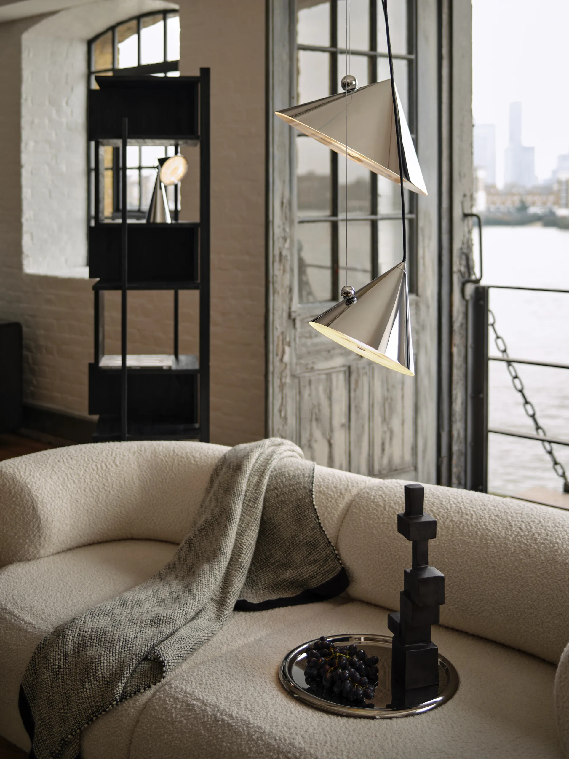 Pose pendant lamp, Silver, Ø43x30 cm Tom Dixon