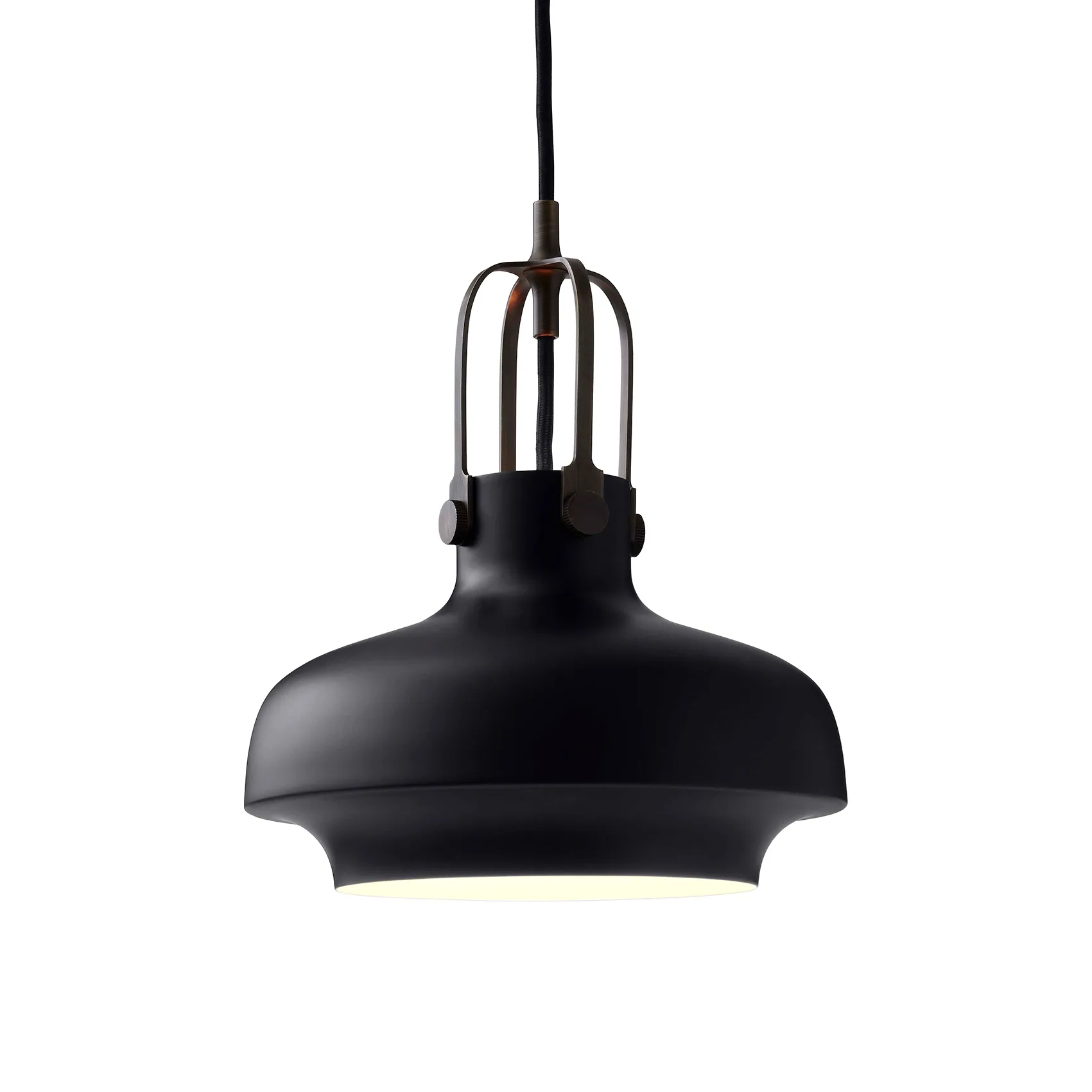 Copenhagen pendel SC6, matt black (svart) &Tradition