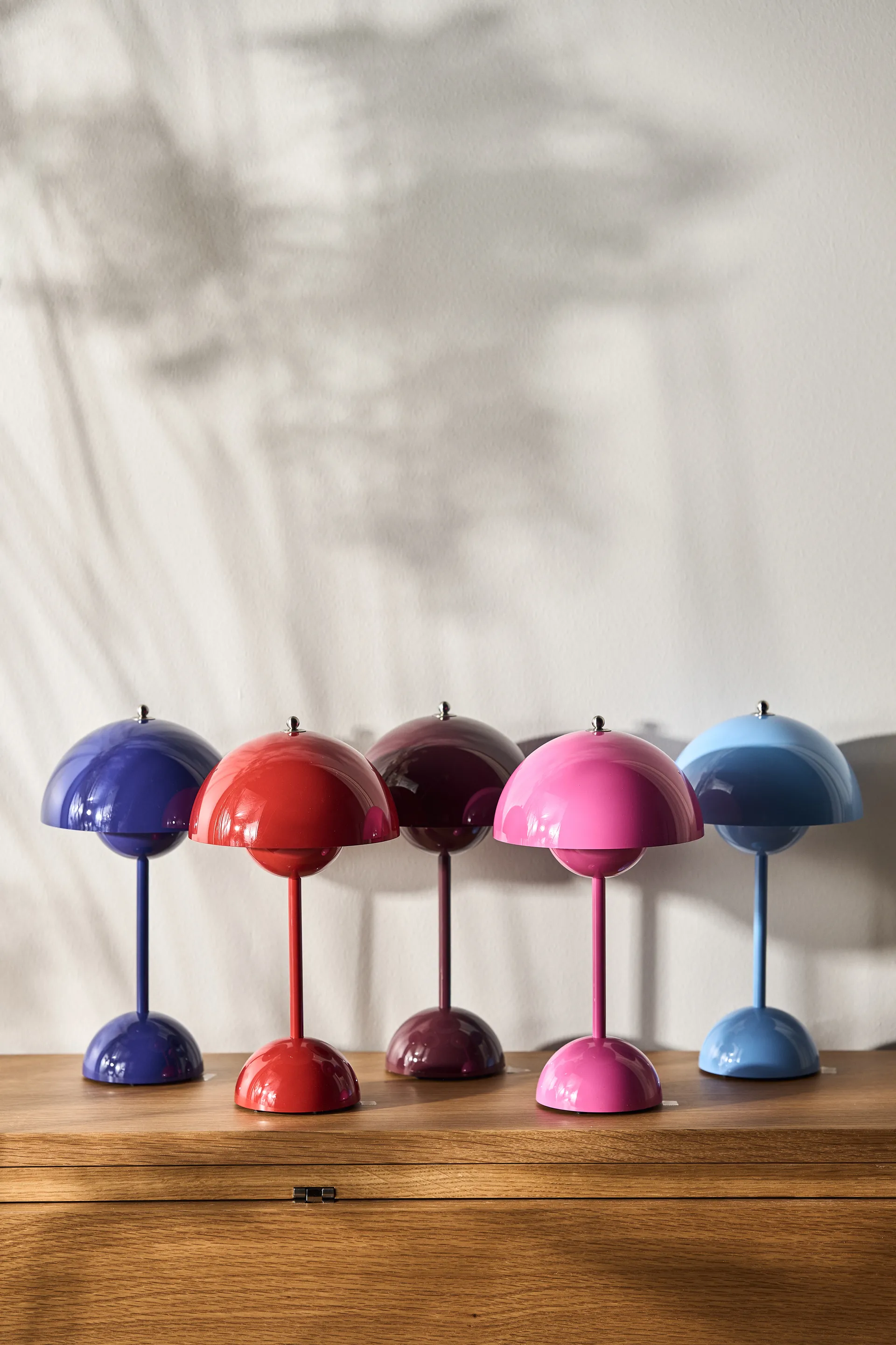 Flowerpot portabel bordslampa VP9, Vermilion red &Tradition