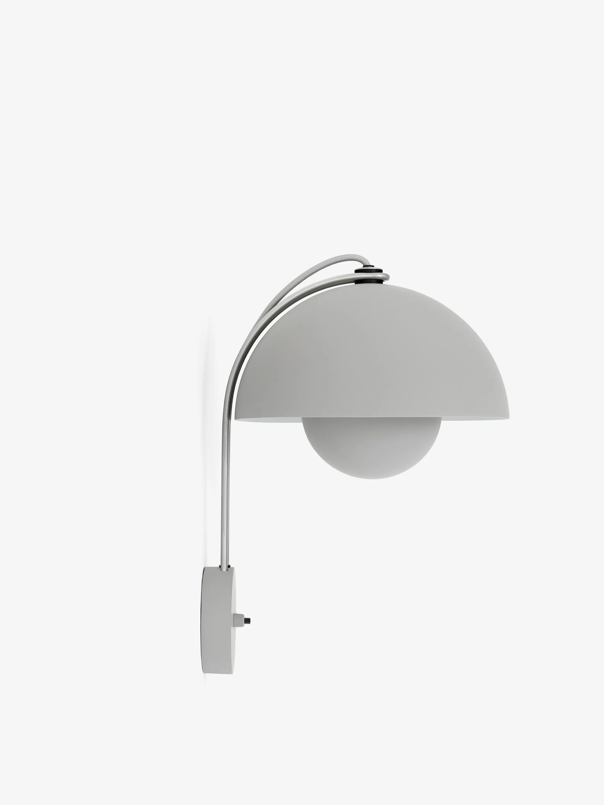 Flowerpot vägglampa VP8, Matt light grey &Tradition