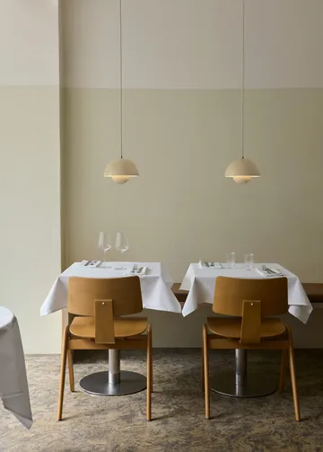 Flowerpot VP1 pendant lamp - Ivory - &Tradition