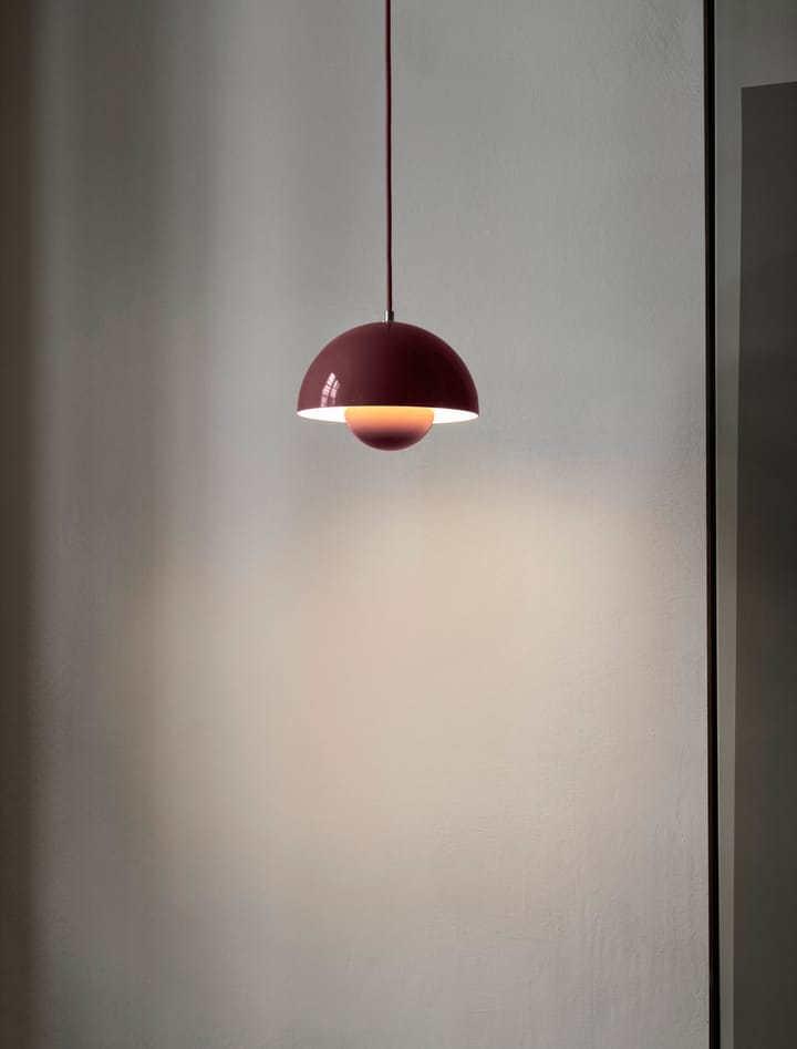 Flowerpot VP1 Pendelleuchte, Dark plum &Tradition