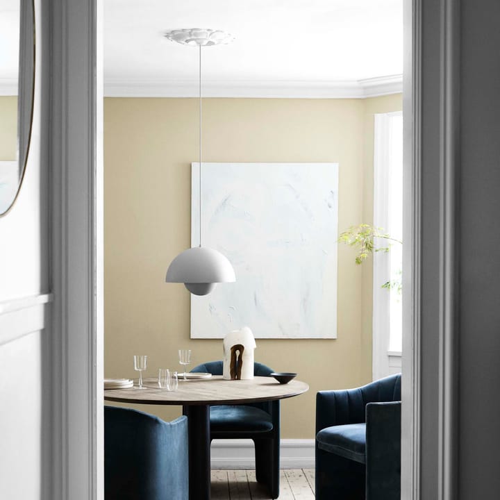 Flowerpot VP7 pendant lamp, matte light grey &Tradition