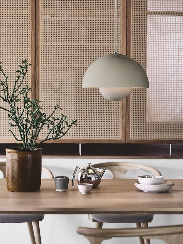 Flowerpot VP7 pendel, Grå-beige &Tradition