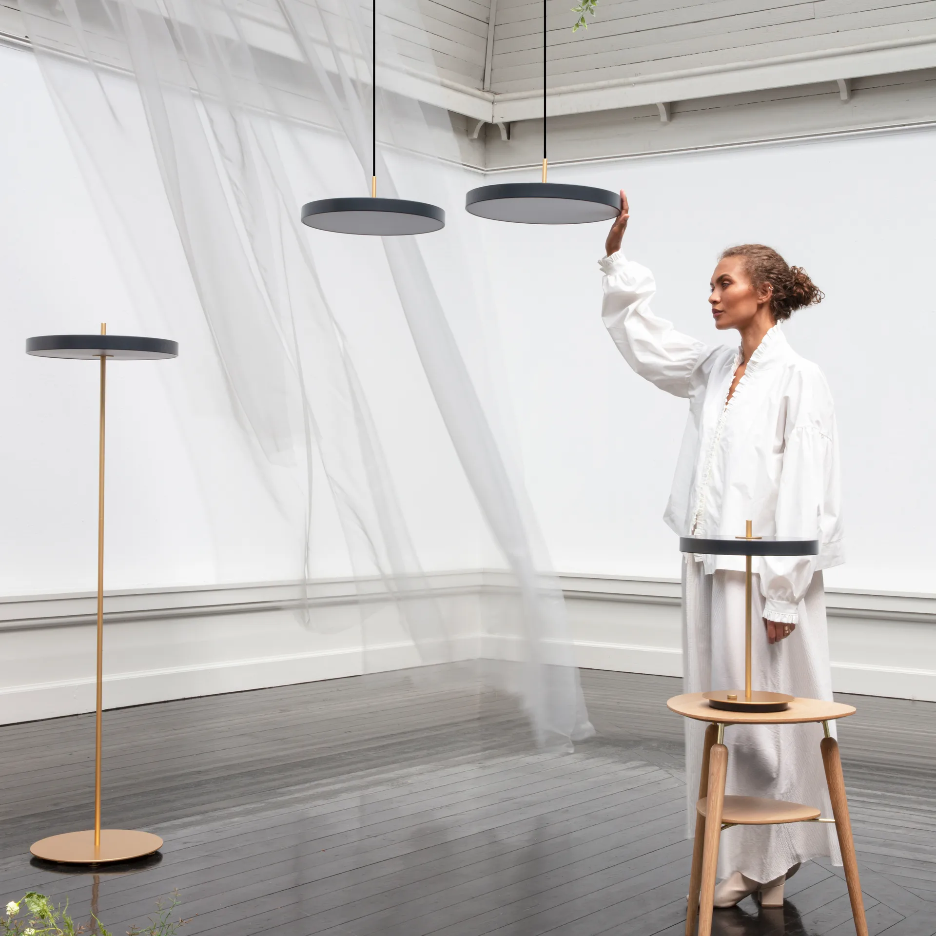 Asteria Tischleuchte, Black Umage