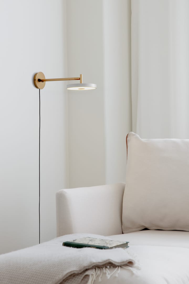 Asteria Wall long wall lamp, Pearl white Umage
