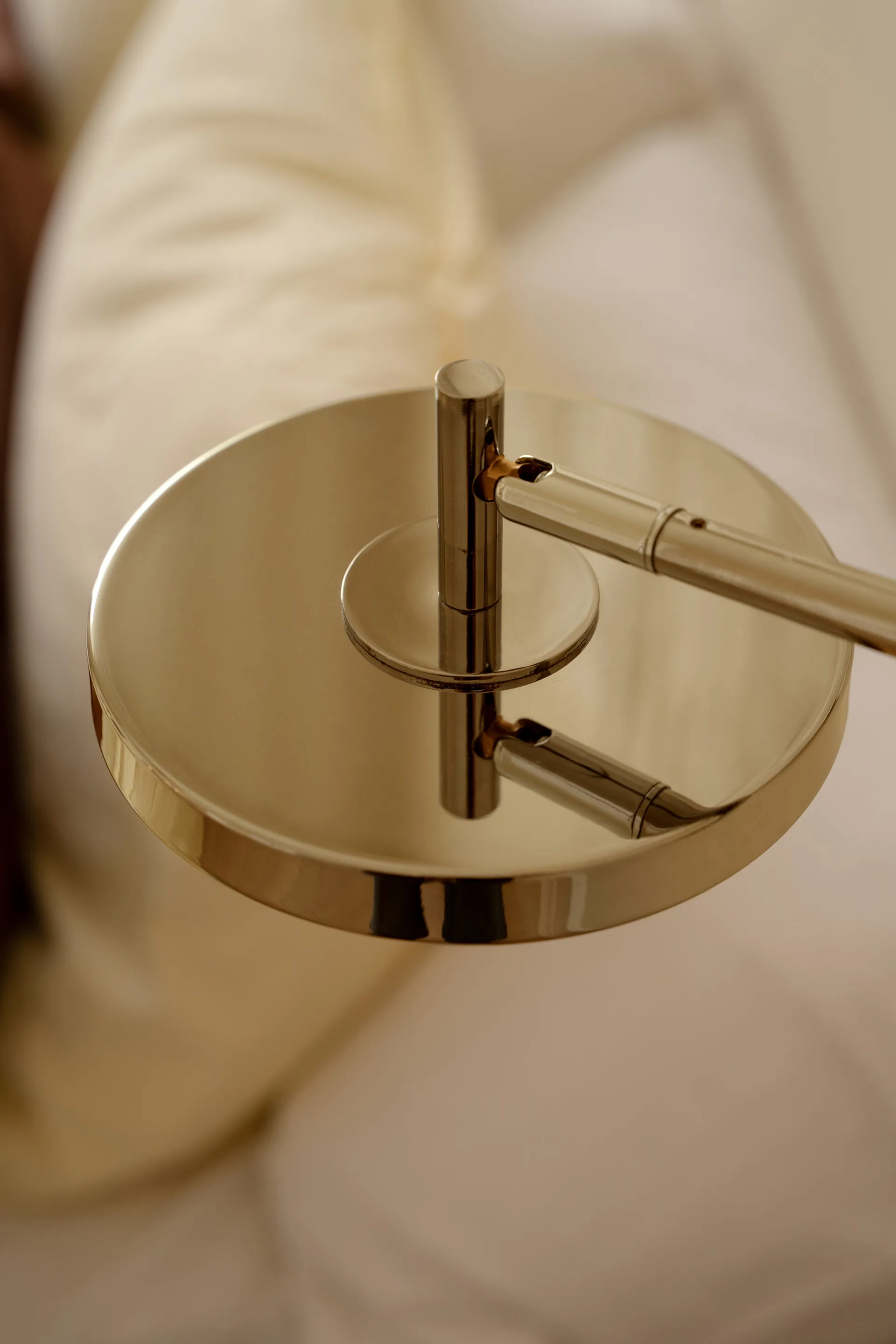 Asteria Wall long wall lamp, Polished brass Umage