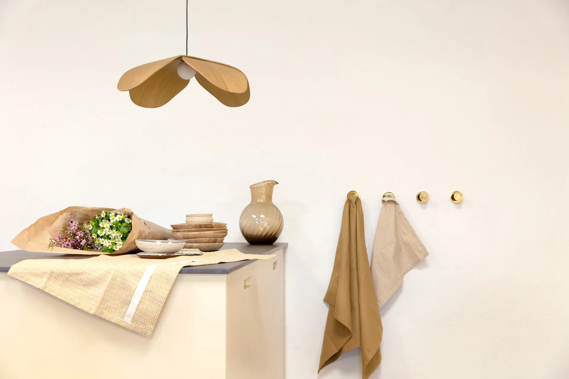 Forget Me Not pendant large, Oak Umage