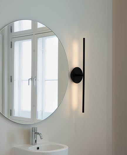 Omni Wall vägglampa, Black Umage
