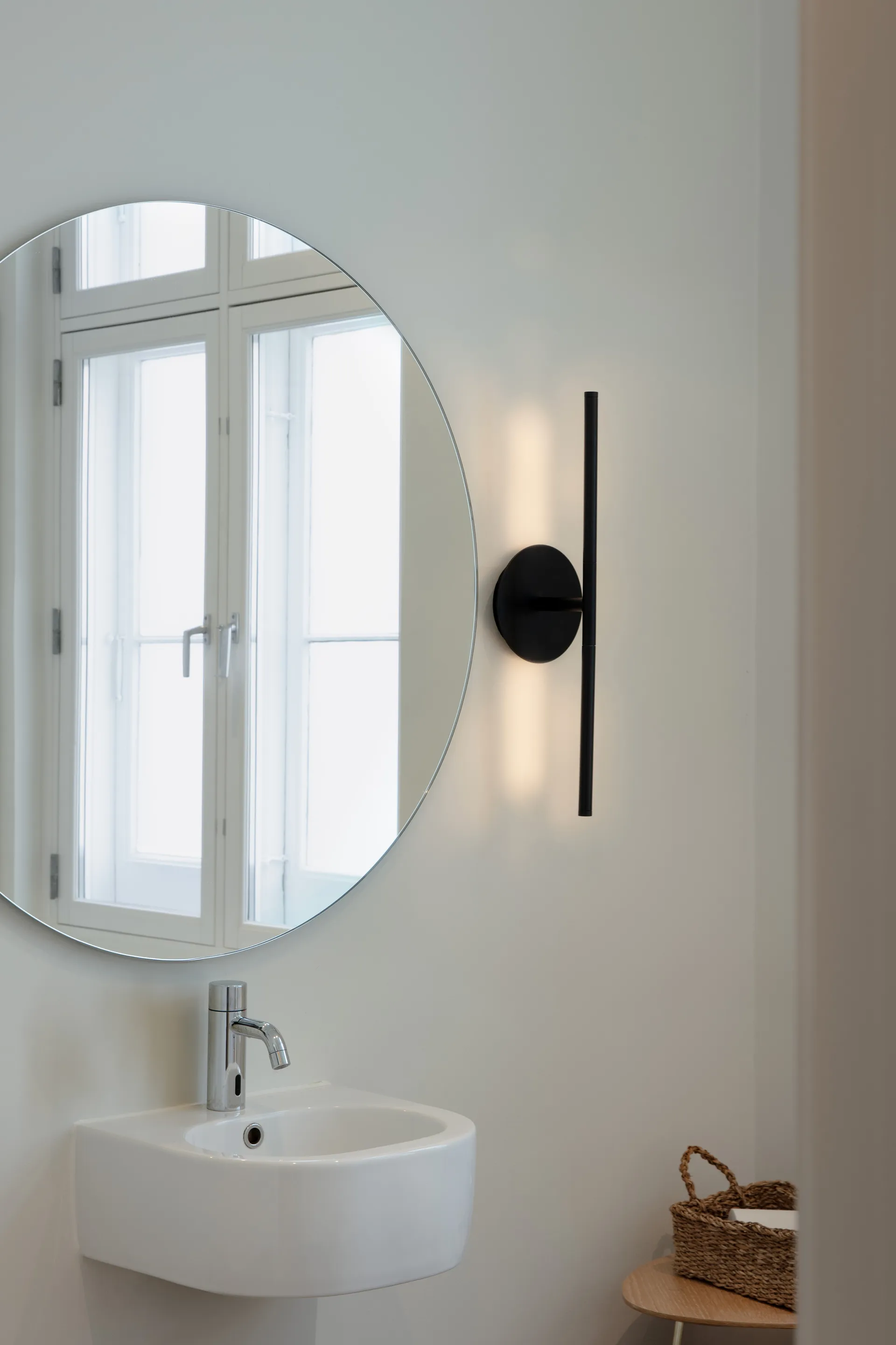 Omni wall wall lamp mini, Black Umage