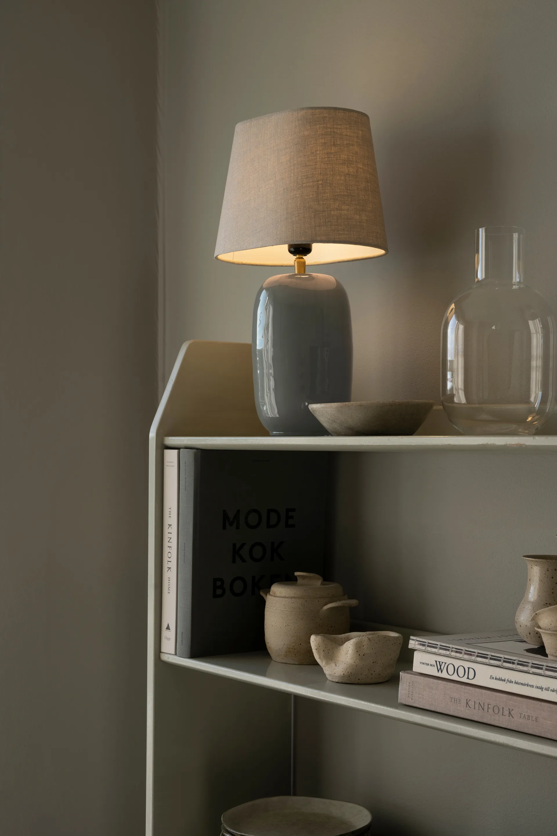 Emily Lampenfuß Ø12x28,5 cm, Dusty green Watt & Veke