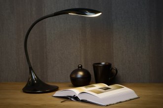 Emil desk lamp LED