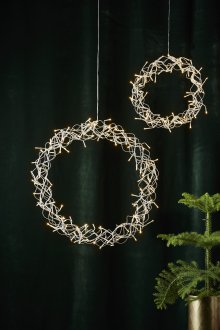Curly wreath