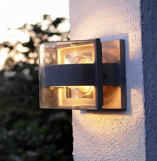 Delta Mini wall lamp