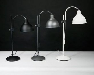 Magnum table lamp